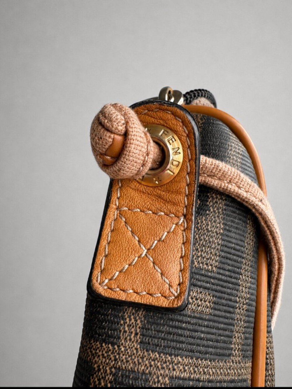 Rare Vintage Fendi Purse - Picture 3 of 3